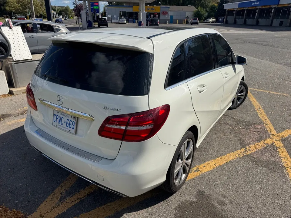 Mercedes-Benz B-Class 2016 photo 3