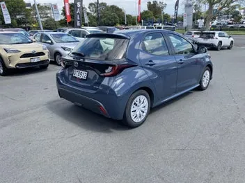 Toyota Yaris 2024 photo 3