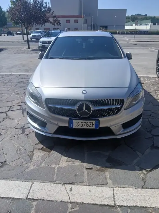 Mercedes-Benz A-Class 2013 photo 4