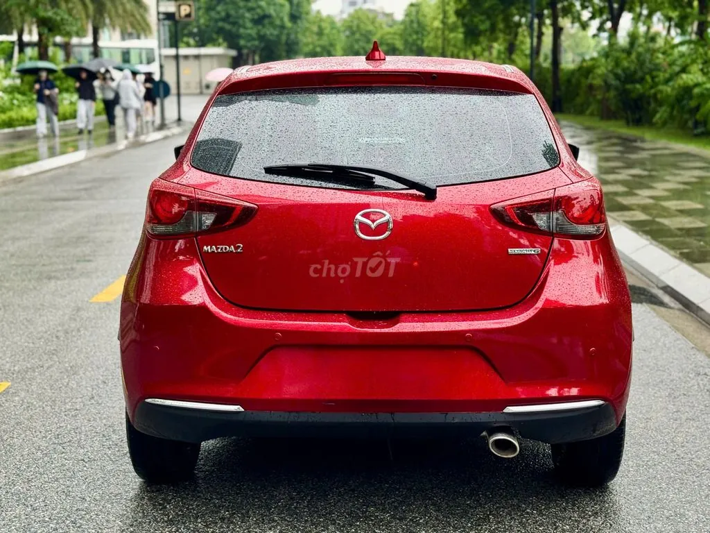 Mazda 2 2022 photo 2