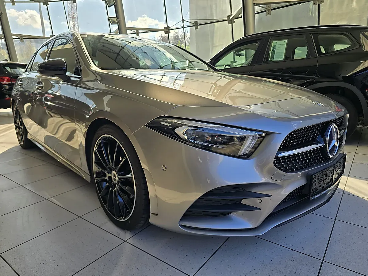 Mercedes-Benz A-Class 2019 photo 3