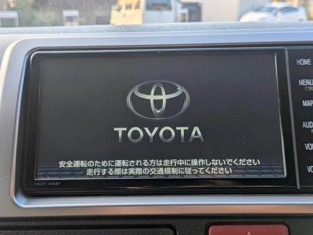 Toyota Hiace 2021 photo 4