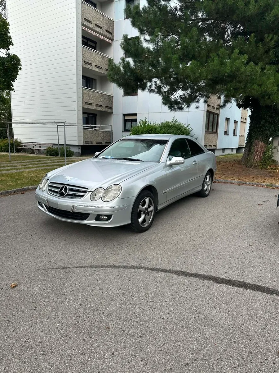 Mercedes-Benz Clk-Class