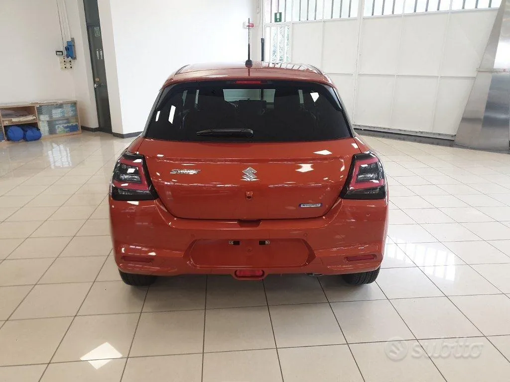 Suzuki Swift photo 4