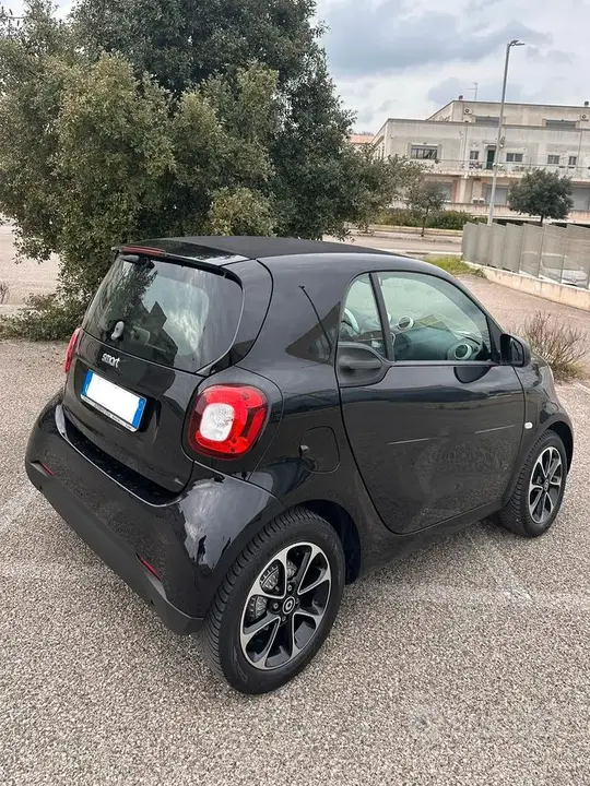 Smart Fortwo 2019 photo 5