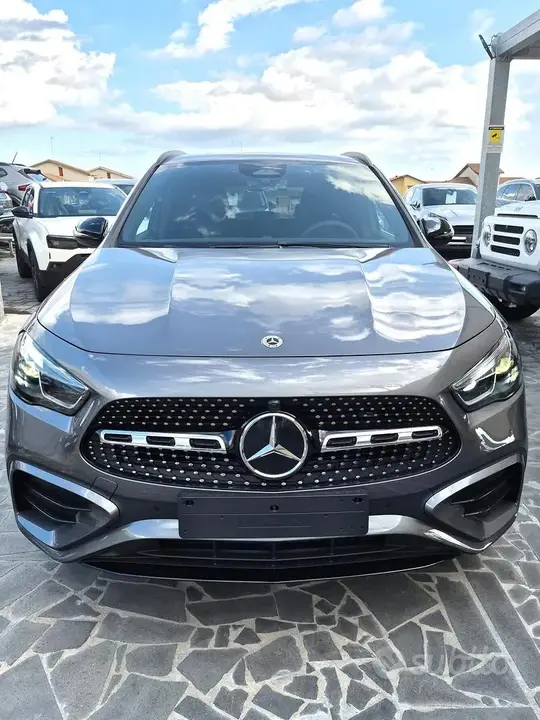 Mercedes-Benz Gla 2023 photo 2