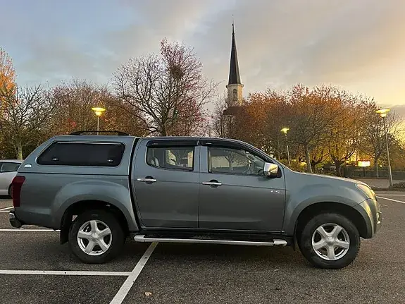 Isuzu D-Max