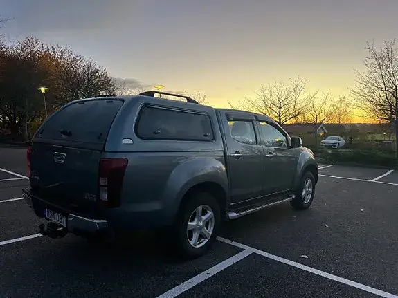 Isuzu D-Max 2016 photo 3