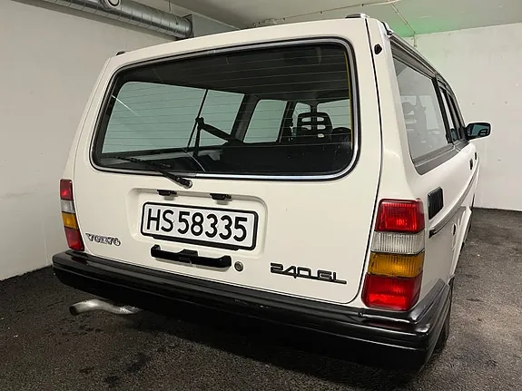 Volvo 240 1986 photo 5