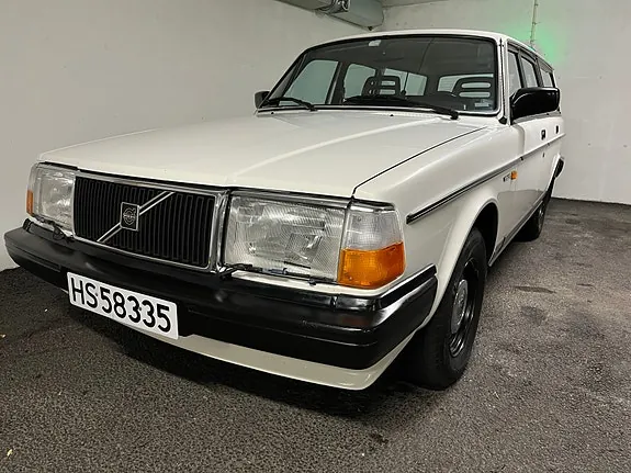 Volvo 240 1986 photo 2