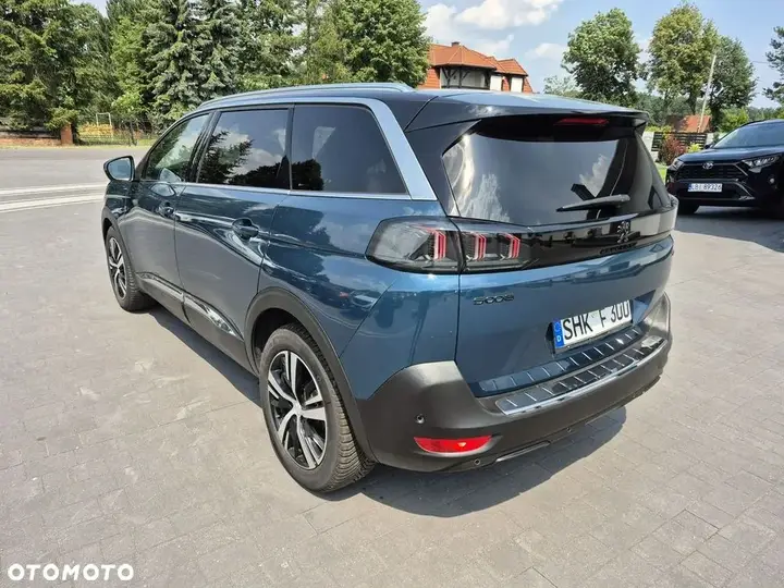 Peugeot 5008 2022 photo 4
