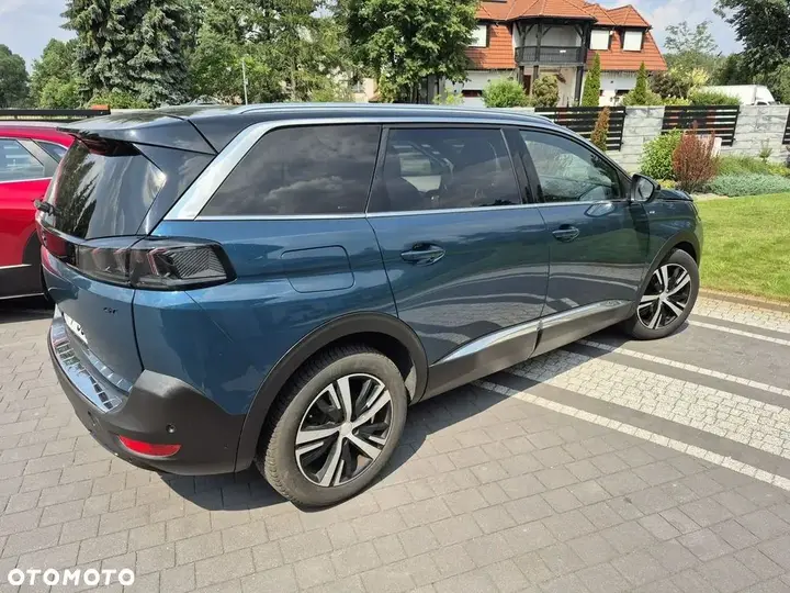 Peugeot 5008 2022 photo 3