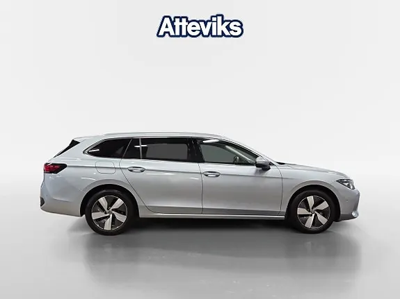 Volkswagen Passat 2025 photo 2