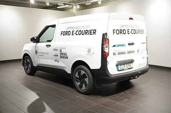 Ford Transit Courier 2026 photo 3