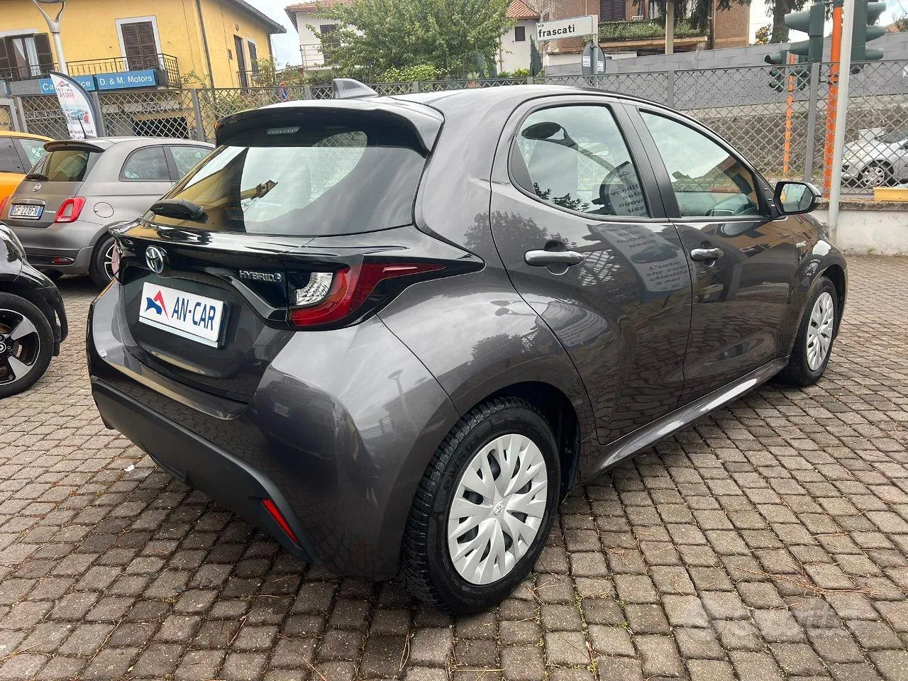 Toyota Yaris 2020 photo 3