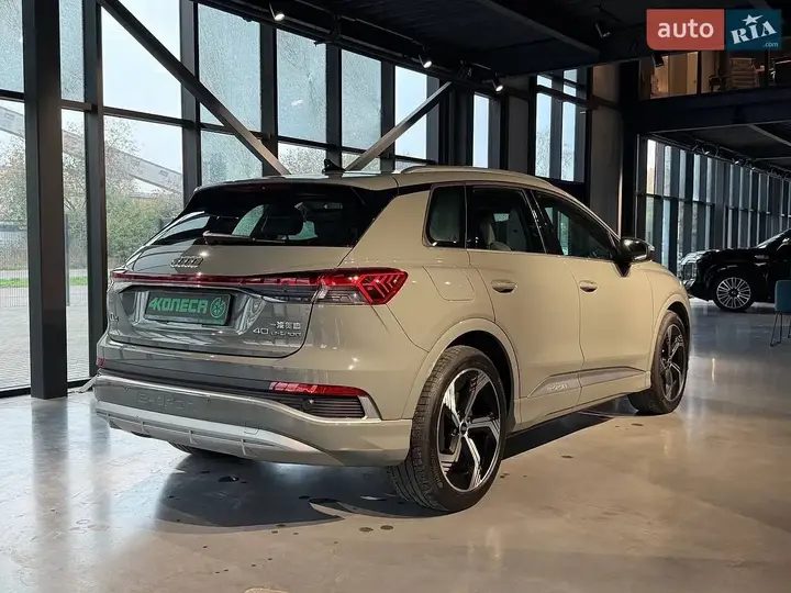 Audi Q4 E-Tron 2023 photo 4