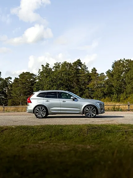 Volvo Xc60 2019 photo 2