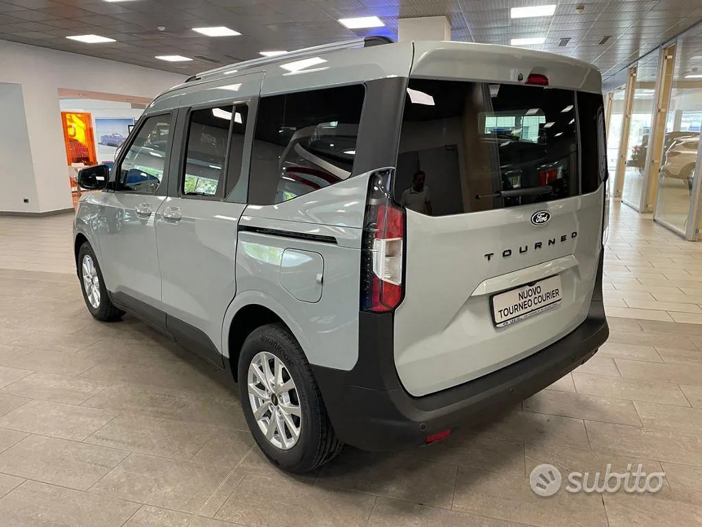 Ford Tourneo Courier 2024 photo 5