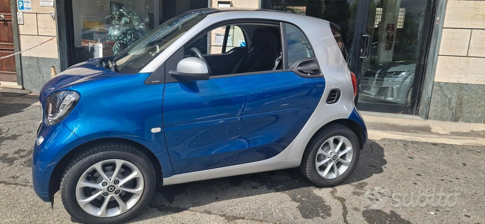 Smart Fortwo 2018 photo 4