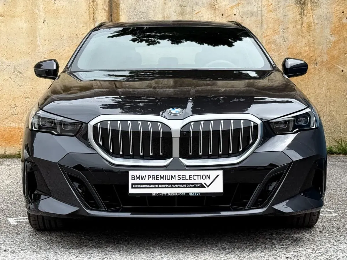 BMW 5 Series 2025 photo 2