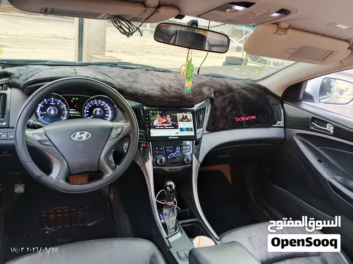 Hyundai Sonata 2012 photo 4