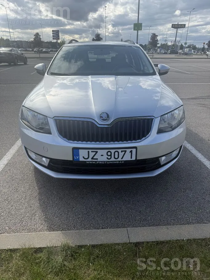 Skoda Octavia 2015 photo 2