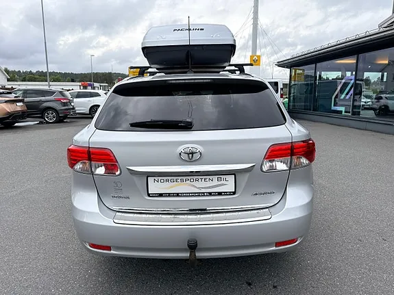 Toyota Avensis 2014 photo 4