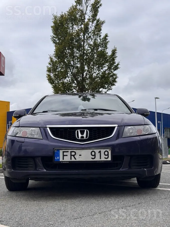 Honda Accord 2005 photo 2