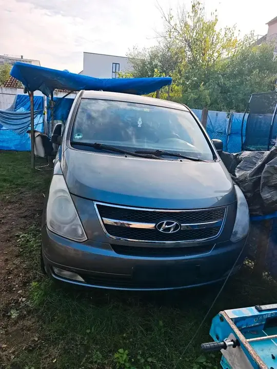 Hyundai H1