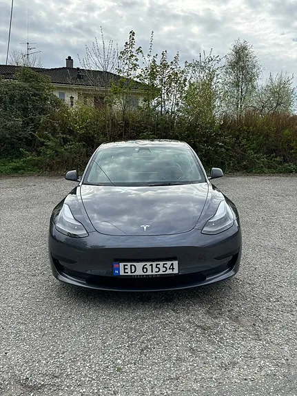 Tesla Model 3 2022 photo 4