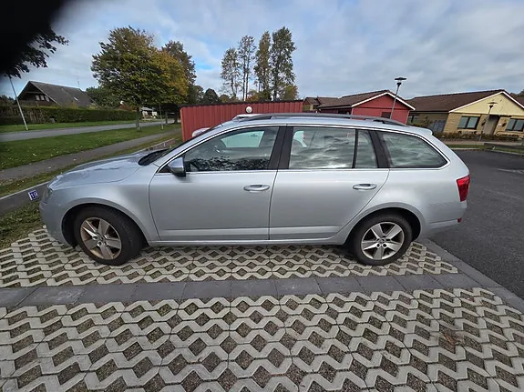 Skoda Octavia 2015 photo 5