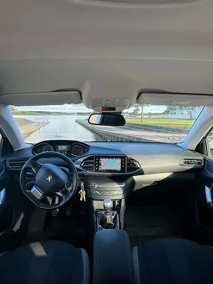 Peugeot 308 2015 photo 5