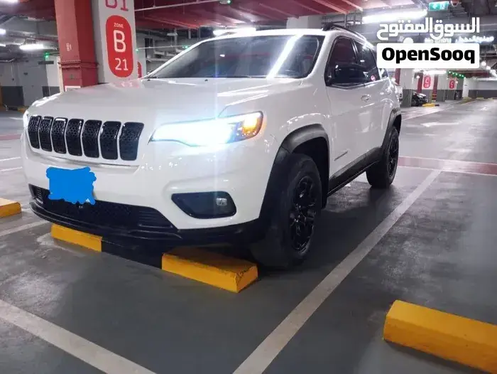 Jeep Cherokee 2022 photo 3