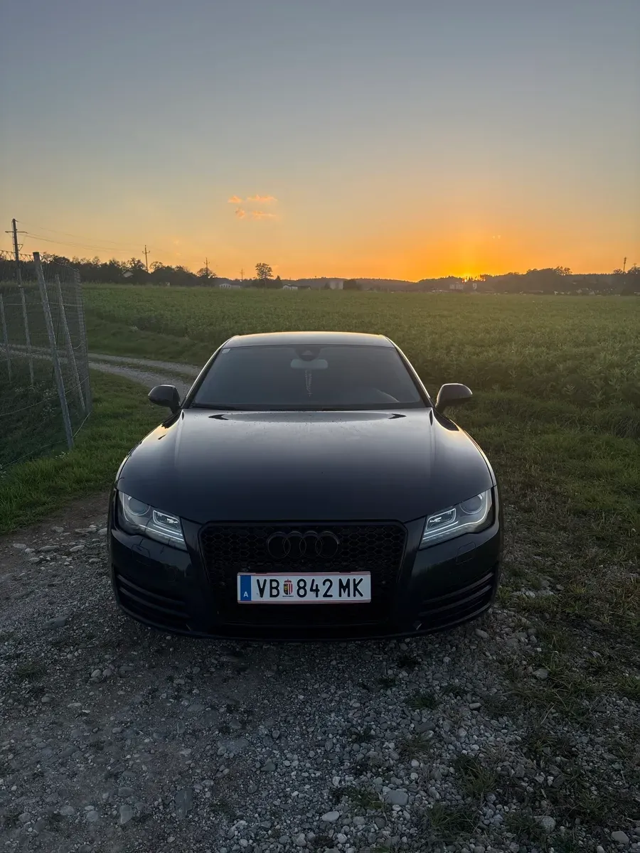 Audi A7 2010 photo 3