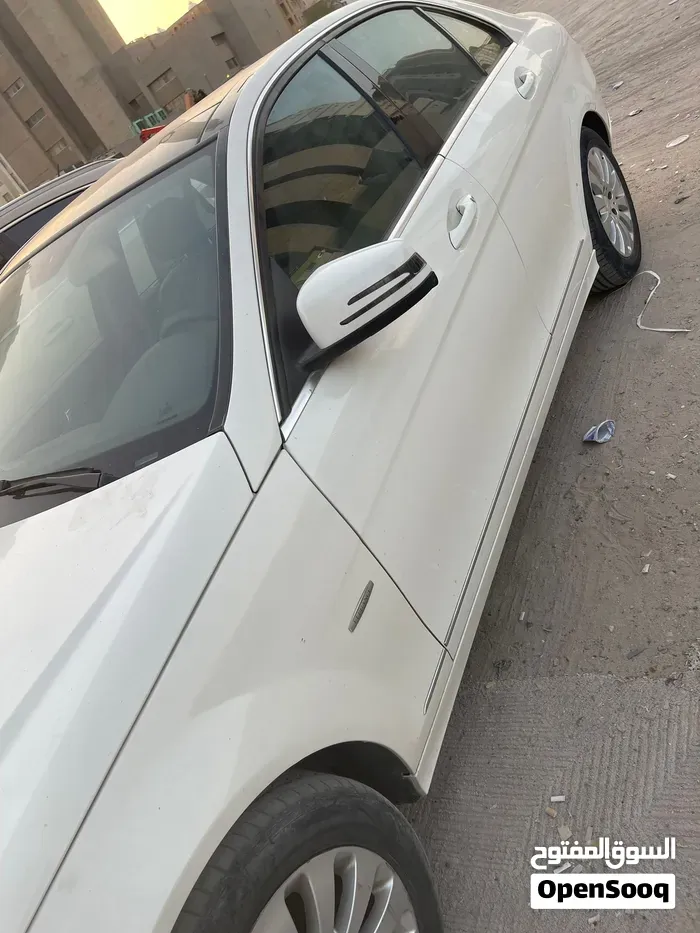 Mercedes-Benz C-Class 2009 photo 4