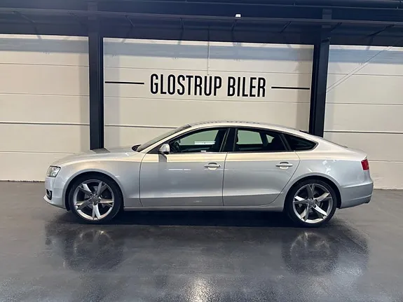 Audi A5 2010 photo 4