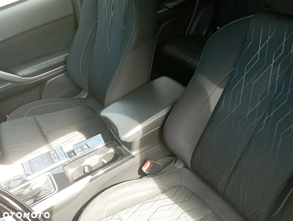 Mitsubishi Eclipse Cross 2020 photo 4