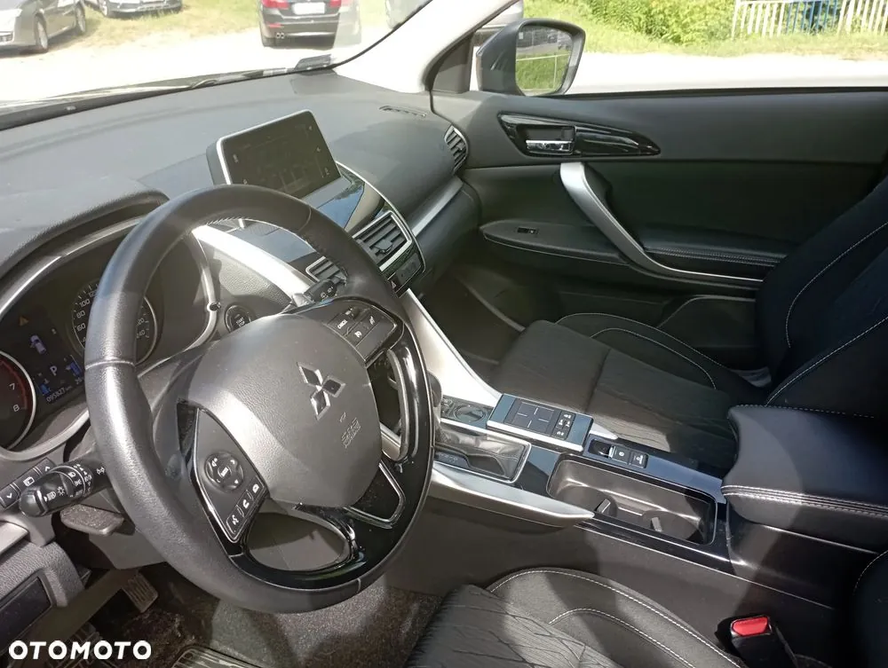 Mitsubishi Eclipse Cross 2020 photo 3