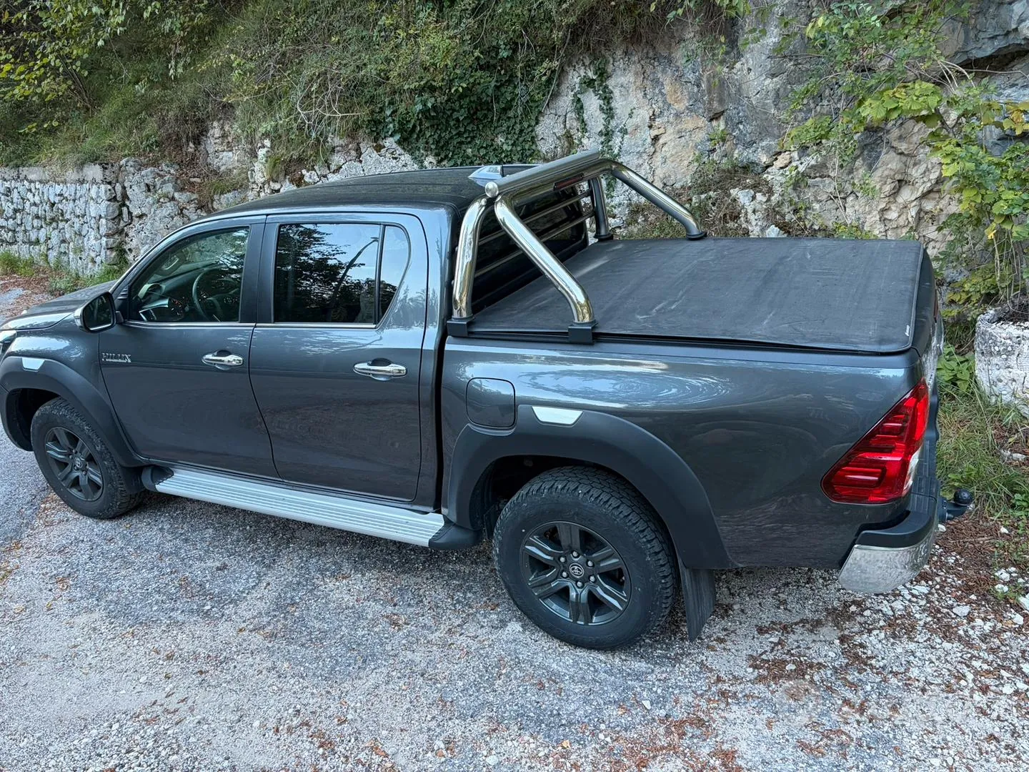 Toyota Hilux 2025 photo 4