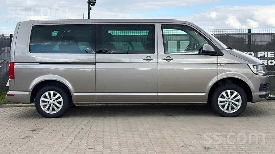 Volkswagen Caravelle 2017 photo 3