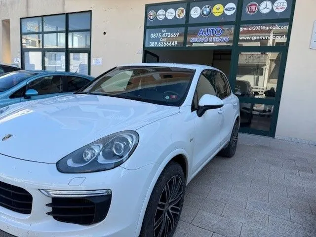 Porsche Cayenne 2017 photo 2