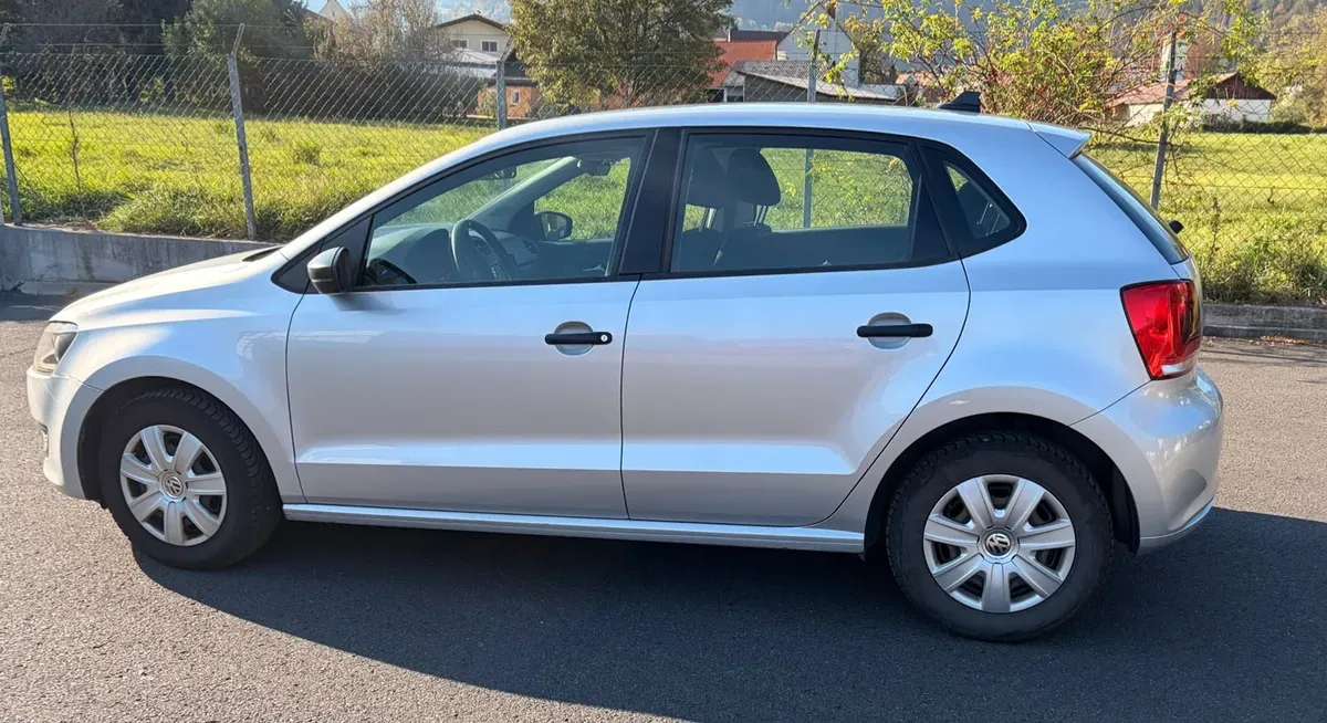 Volkswagen Polo 2013 photo 2