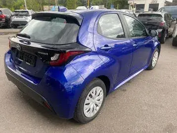 Toyota Yaris 2022 photo 2