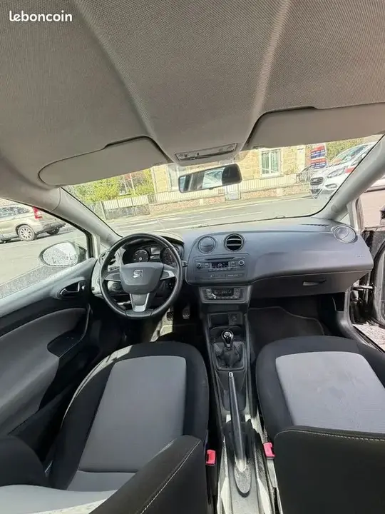 Seat Ibiza 2014 photo 3