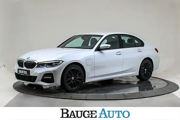 BMW 330E