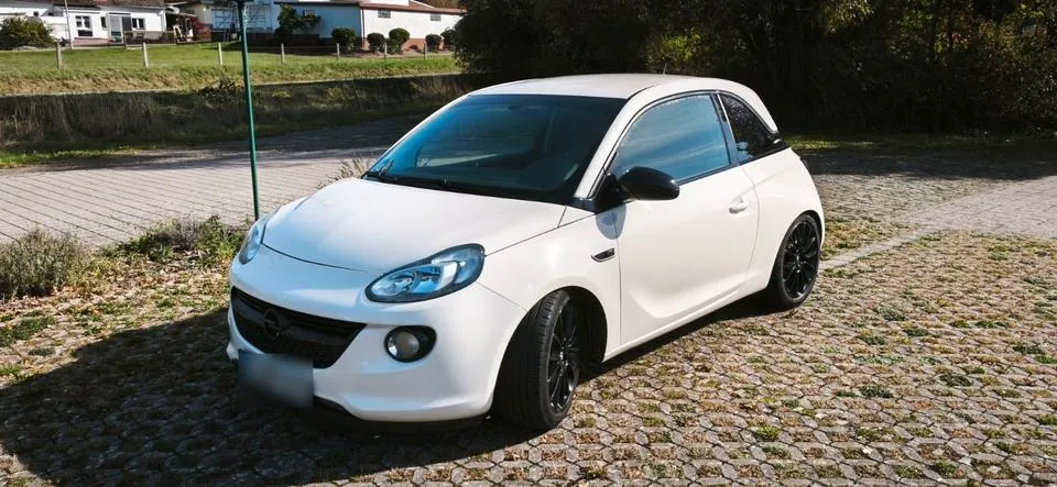 Opel Adam
