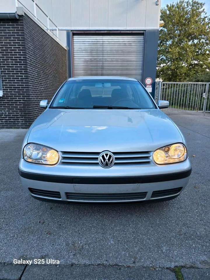 Volkswagen Golf 4