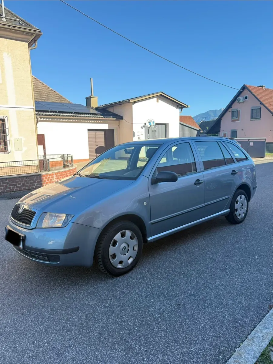 Skoda Fabia 2003 photo 2