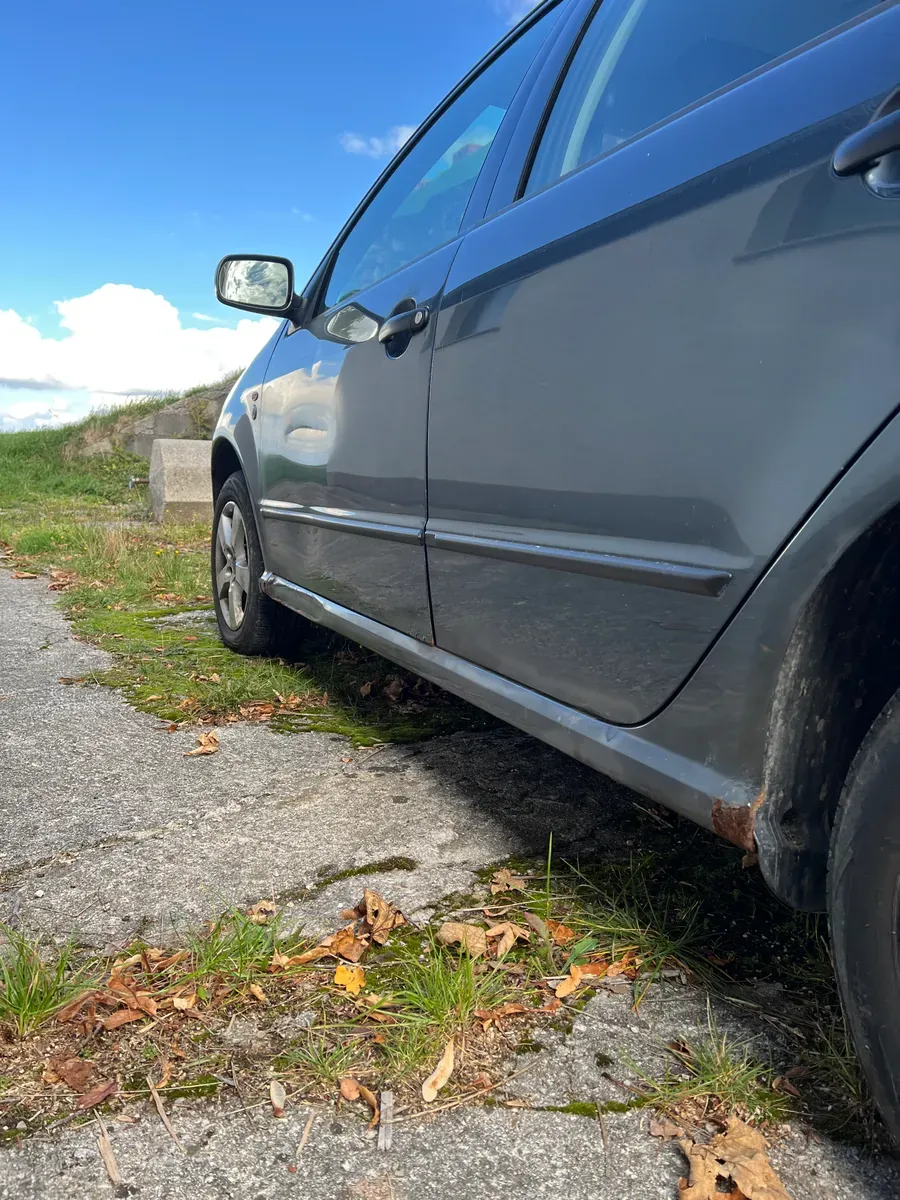 Skoda Fabia 2006 photo 3