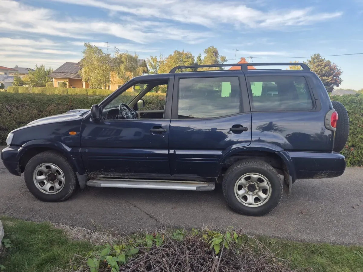 Nissan Terrano 2003 photo 3